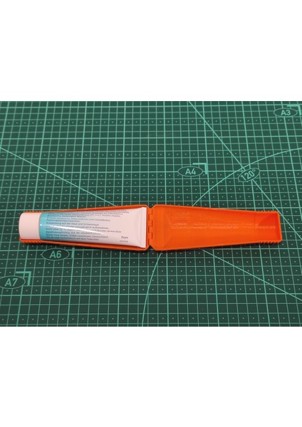 Tüp Seyahat Kılıfı (Sadece Plastik Aparattır!!!) 3D modelleri