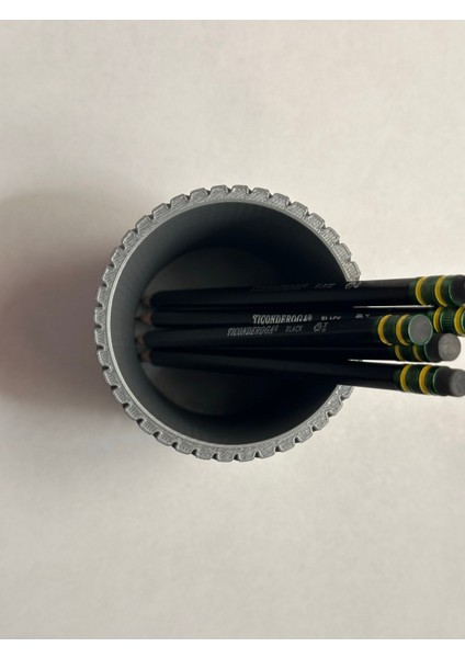 Spiral Bribbed Modern Kalem Tutucu (Sadece Plastik Aparattır!!!) 3D indirimleri