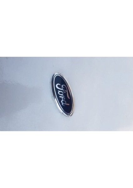 Fiesta (2002-2008) Ön Panjur Arması Tırnaklı (11.2*5 cm Boyut) modelleri