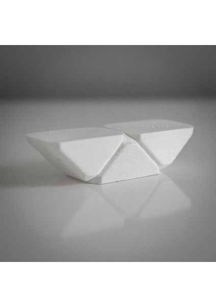 Madeni Paralarla Monte Edilmiş Makeitfloat 3D Yüzen Bulmaca (€) (Sadece Plastik Aparattır!!!) 3D modelleri