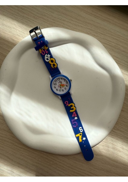 Çocuk Kol Saati, Mavi Sayı Desenli, Şık ve Kullanışlı Saat Seçeneği