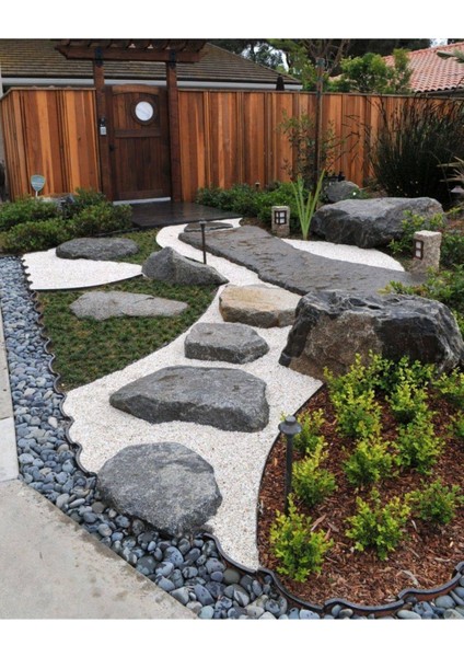 Siyah Bazalt Taş 2 kg 4-6 cm Bahçe ve Dekorasyon Taşı fiyatları