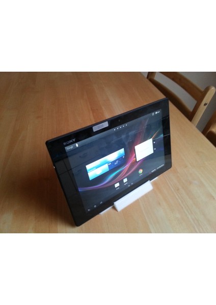 Sony Xperia Tablet Z Yerleştirme (Sadece Plastik Aparattır!!!) 3D