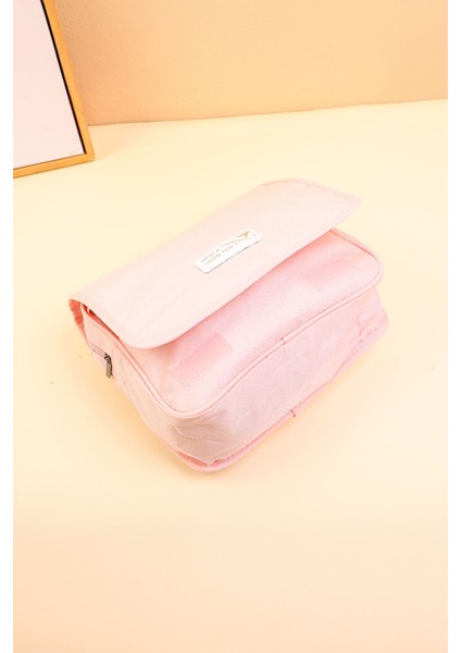 Çok Bölmeli Pembe Makyaj Çantası, Asılabilir ve Pratik Kullanım Için Ideal