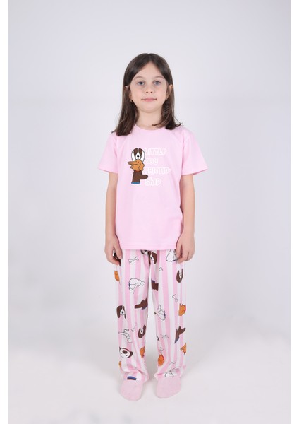 Kız Çocuk Pamuklu Kalpli Desenli Pijama Takımı