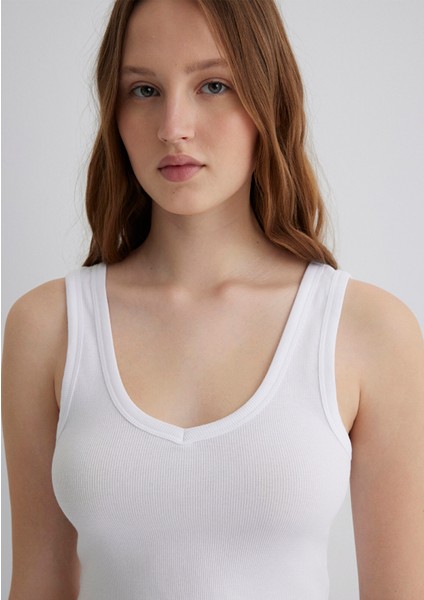 V Yaka Beyaz Basic Crop Atlet 1612375-620