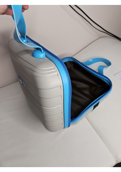 Gri Makyaj ve Seyahat Çantası, Şık ve Kullanışlı Tasarım indirimleri