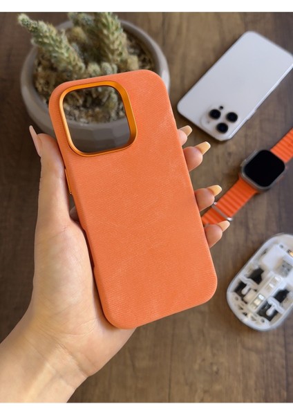 iPhone 16 Pro Max Uyumlu Kadife Yüzeyli Magsafe Uyumlu Premium Kılıf SOOCASE691