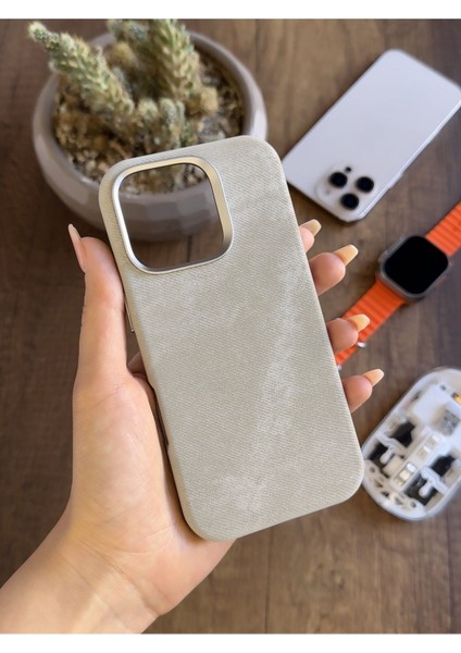 iPhone 15 Pro Uyumlu Kadife Yüzeyli Magsafe Uyumlu Premium Kılıf SOOCASE691