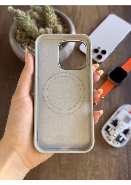 iPhone 15 Pro Uyumlu Kadife Yüzeyli Magsafe Uyumlu Premium Kılıf SOOCASE691
