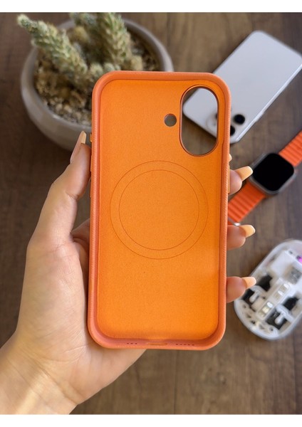iPhone 16 Uyumlu Kadife Yüzeyli Magsafe Uyumlu Premium Kılıf SOOCASE691