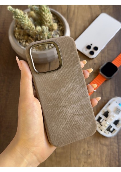 iPhone 16 Pro Uyumlu Kadife Yüzeyli Magsafe Uyumlu Premium Kılıf SOOCASE691