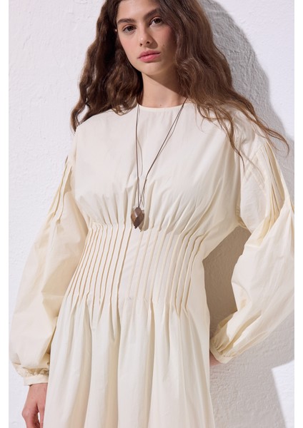 Beli Pile Detaylı Elbise Tereyağı indirimleri