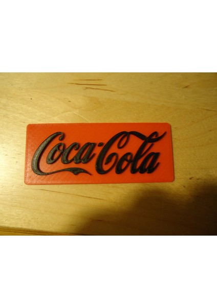 Arka Plan ve Solidworks 2014 Kaynağı ile Coca Cola Logosu 3D modelleri