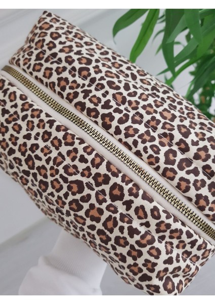 Leopar Desenli Makyaj ve Bebek Bakım Organizer Çantası Kahverengi fırsatları
