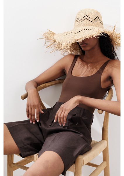 Keten Pileli Bermuda Şort Acı Kahve fiyatları