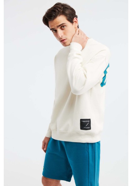 Cult Oversize Ekru Sweatshirt fırsatları