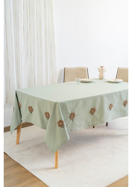 Florita Yeşil Punch Işlemeli Dertsiz Leke Tutmaz Masa Örtüsü 160X220 cm