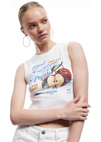 Meyve Baskılı Kolsuz Slim Fit Bisiklet Yaka Crop Bluz