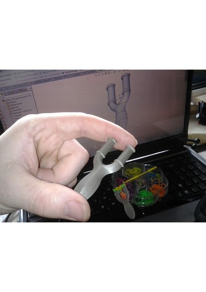 Lastik Bantlardan Dokuma Için Sapan (Plastik Aparattır) 3D