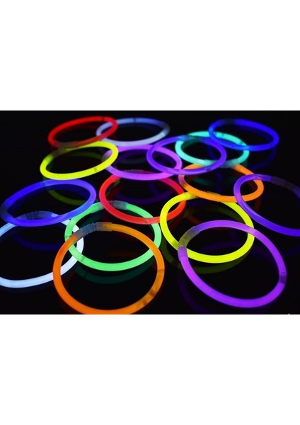 Karanlıkta Yanan Parlayan Fosforlu Glow Stick Çubuk Bileklik 50 Adet modelleri