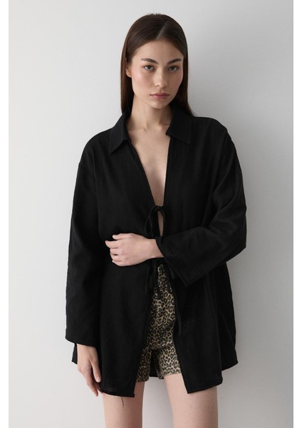 Siyah %100 Pamuk Keten Bağcık Detaylı Kimono Bluz