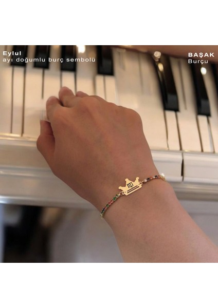 Eylül Ayı Doğumlarına Renkli Taş Desenli Taç Motifli 14 Ayar Altın Plakalı Hediye Bileklik-489 Ay