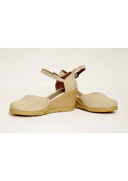 Dolgu Topuk Keten Ön Arka Düz Sandalet Bej