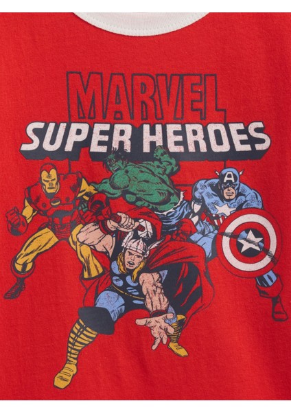 Erkek Bebek Kırmızı Marvel Baskılı T-Shirt fiyatları