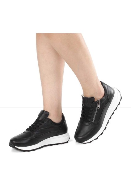 Kadın Siyah Bağcıklı Fermuarlı Deri Sneaker