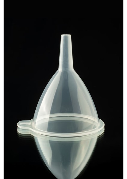 Plastik Mini Huni – Pratik ve Çok Amaçlı Mutfak Yardımcısı