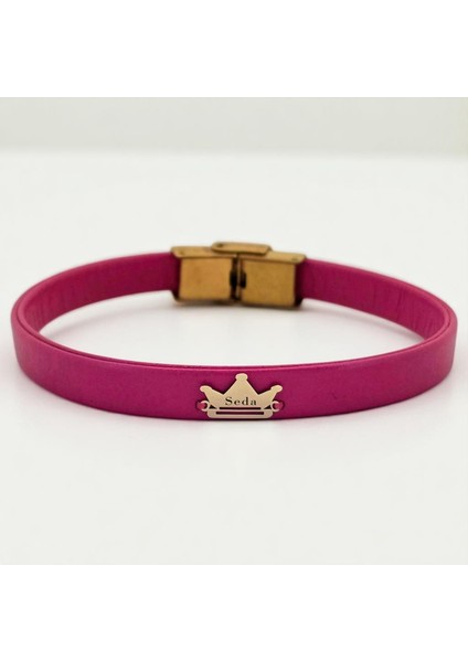 Seda Yazılı Doğal Pembe Derili Taç Figürlü 14 Ayar Altın Plakalı Hediyeye Özel Bileklik-514 İsim fiyatları