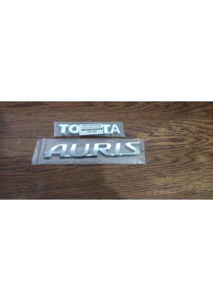 Toyota Auris Bagaj Yazısı 2007 - 2014 Toyota Auris 2li Bagaj Yazısı