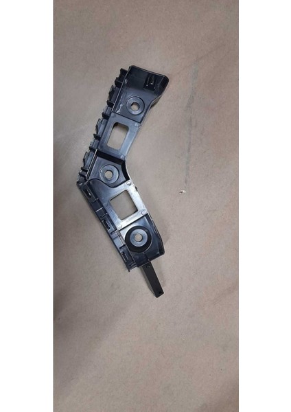Arka Sağ Tampon Braket Vw Golf 7 ve 7.5 Modelleri Için, Dayanıklı ve Uyumlu