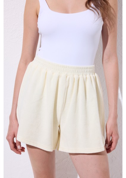 Havlu Kumaş Şort Vanilya modelleri
