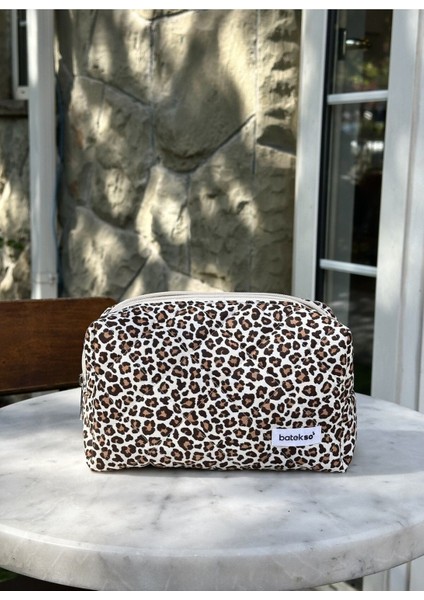 Leopar Desenli Büyük Boy Makyaj Çantası, Şık ve Pratik Seyahat Aksesuarı fırsatları