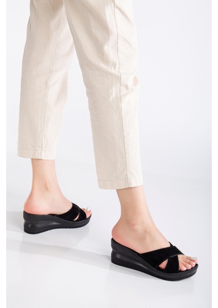 Kadın 5 cm Yüksek Dolgu Topuklu Günlük Şık Terlik modelleri