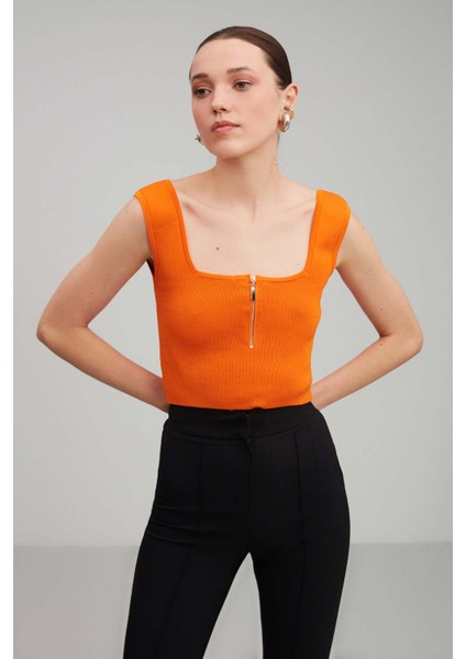 Betty Crop Slim Fit Siyah Pantolon modelleri