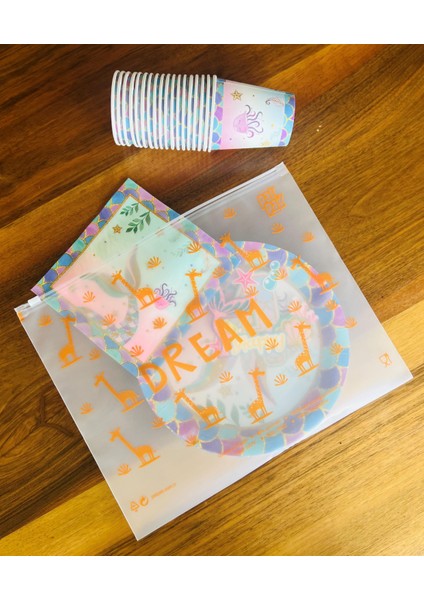 Zürafa Fermuarlı Çok Amaçlı Bebek, çoçuk Eşyaları Torbası 26X33 cm 1 Adet indirimleri