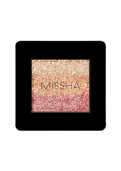 Yumuşak Dokulu, Dökülme Yapmayan 3 Renkli Göz Farı Triple Shadow No.19 (Love Charm)