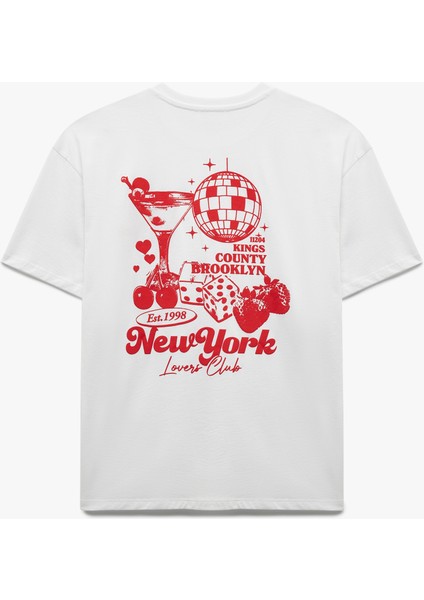 Kısa Kollu Bisiklet Yaka Pamuklu Arkası Çilek Baskılı Oversize Tişört indirimleri