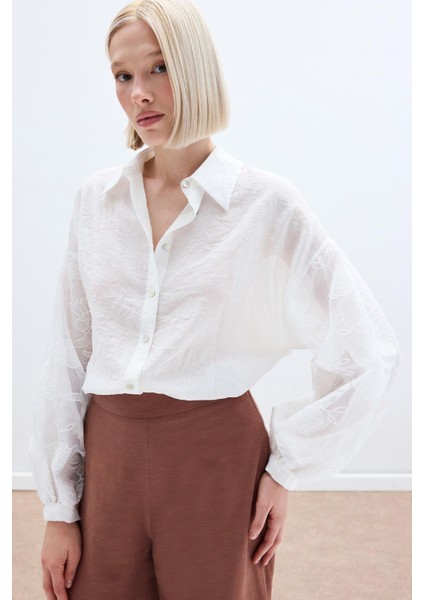 Nakış Detaylı Kraşlı Gömlek - Ekru