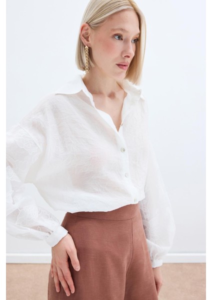 Nakış Detaylı Kraşlı Gömlek - Ekru fırsatları