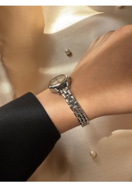 Retro Minimal Boncuk Kordon Vintage Kadın Kol Saati fiyatları