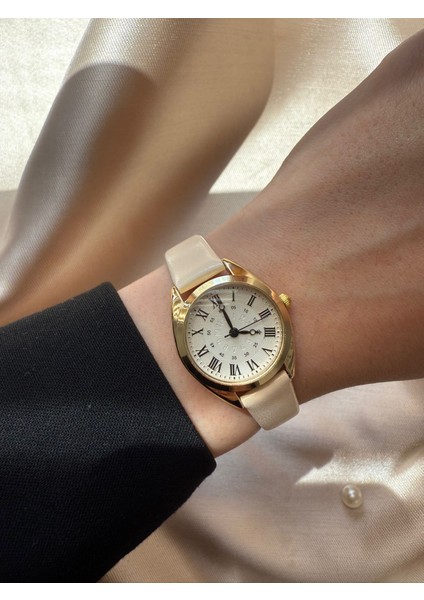 Retro Minimal Deri Kordon Vintage Kadın Kol Saati modelleri