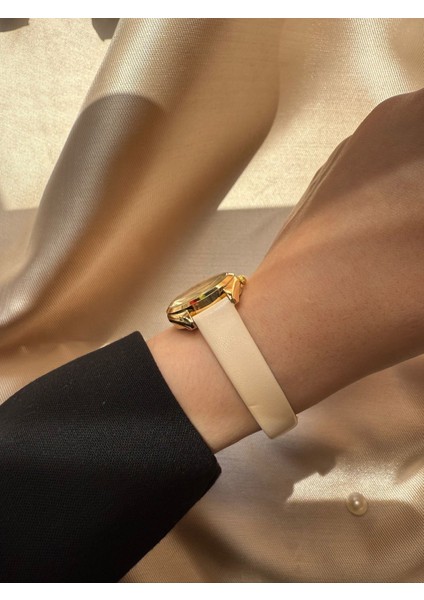 Retro Minimal Deri Kordon Vintage Kadın Kol Saati fırsatları