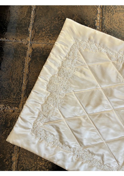 Dantelli Tek Seccade