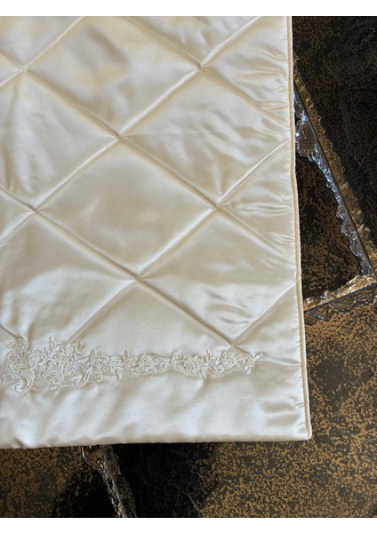 Dantelli Tek Seccade fırsatları