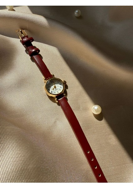 Retro Minimal Deri Kordon Vintage Kadın Kol Saati
