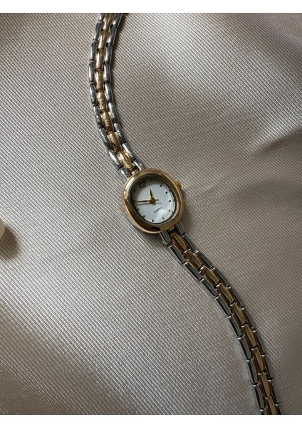 Retro Minimal Boncuk Kordon Vintage Kadın Kol Saati fırsatları